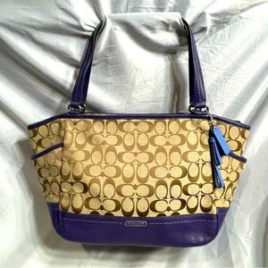 Coach Signature Park Carrie XL Tote
